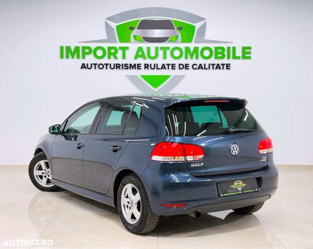 Volkswagen Golf 1.6 TDI DPF BlueMotion - 13