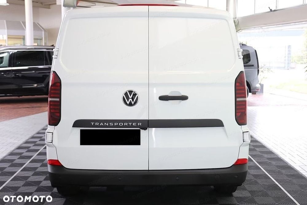 Volkswagen Transporter L2H1 2.0 150KM - 9