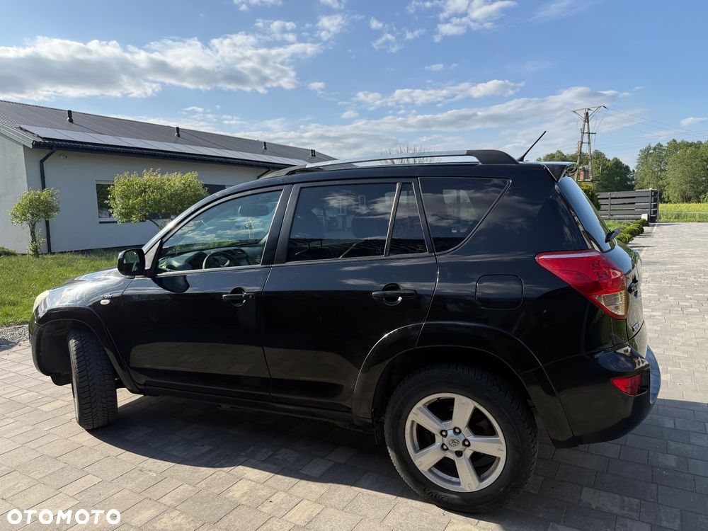Toyota RAV4 2.2 D-4D X - 12
