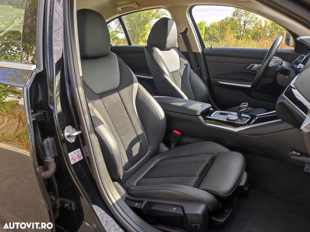 BMW Seria 3 320i Aut. Sport Line - 13