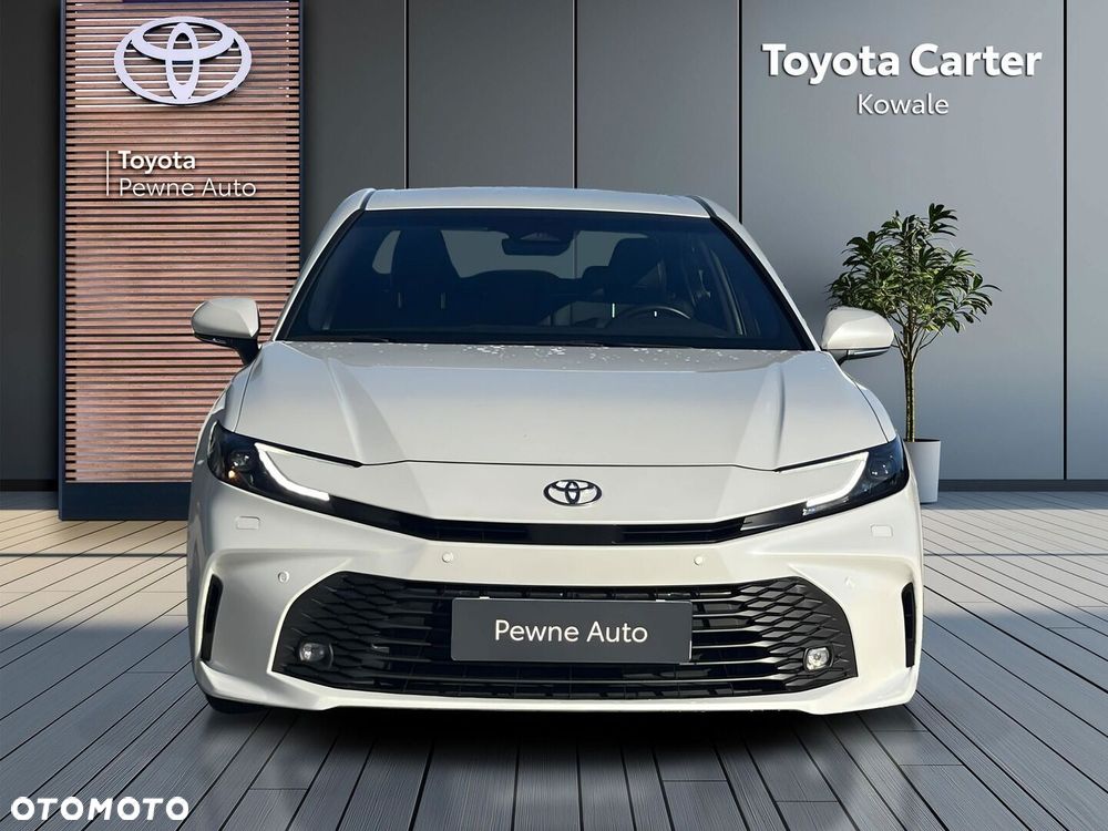 Toyota Camry - 9