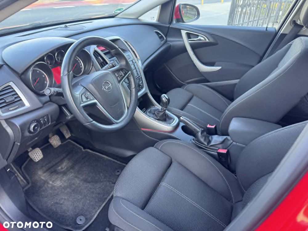 Opel Astra 1.7 CDTI DPF 150 Jahre - 11