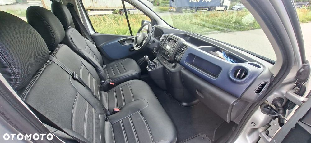 Opel Vivaro - 9