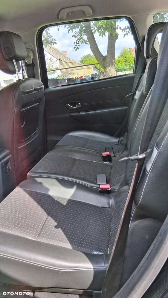 Renault Scenic - 9