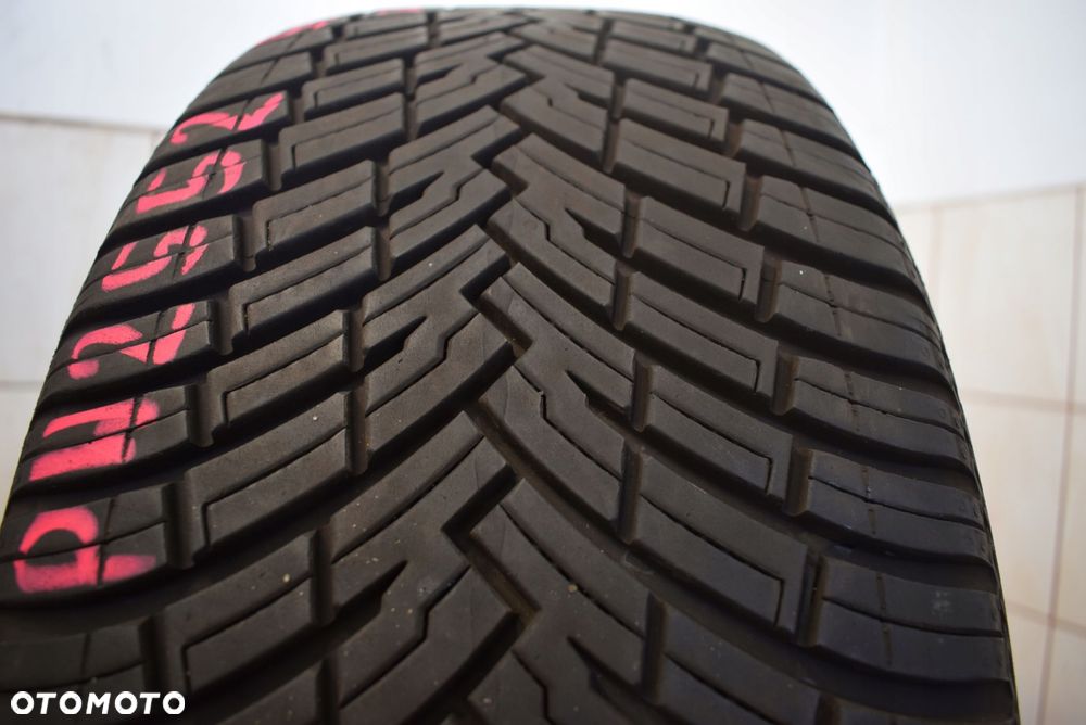 R20 235/50 Pirelli All Season Scorpion SF2 Seal Inside Wysyłka gratis!
