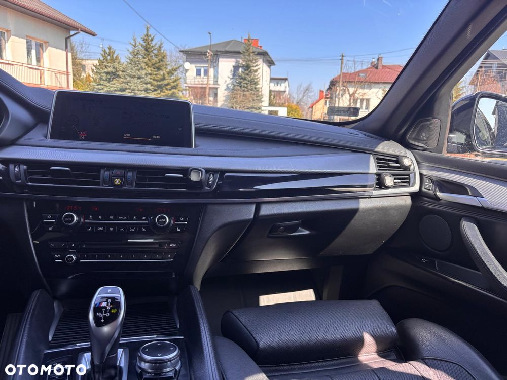 BMW X6M - 25