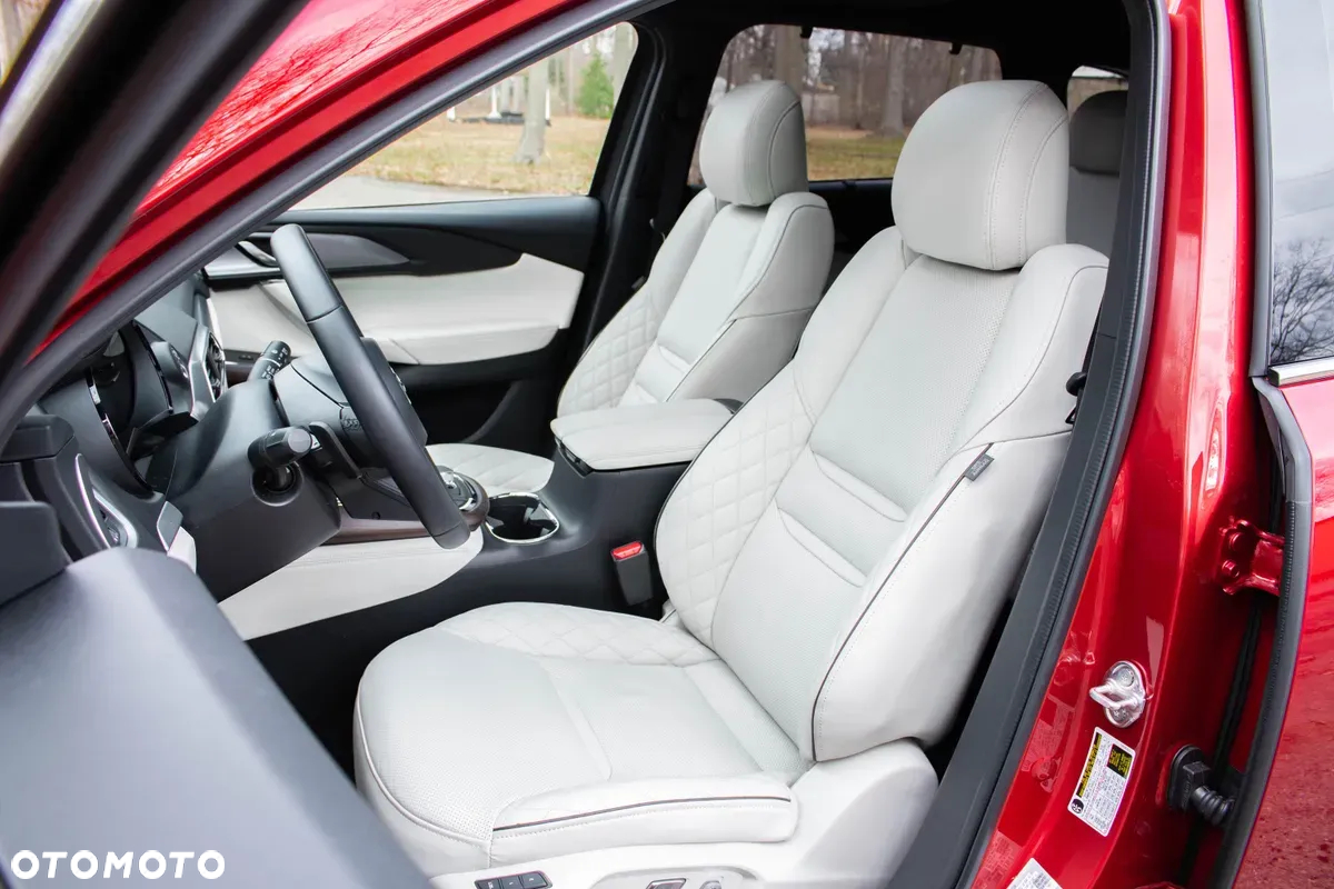 Mazda CX-9 - 12