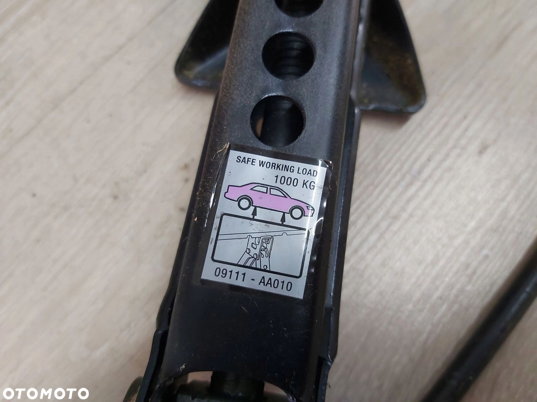 TOYOTA Camry VI XV40 lewarek podnośnik pokrętka 06-11r - 3
