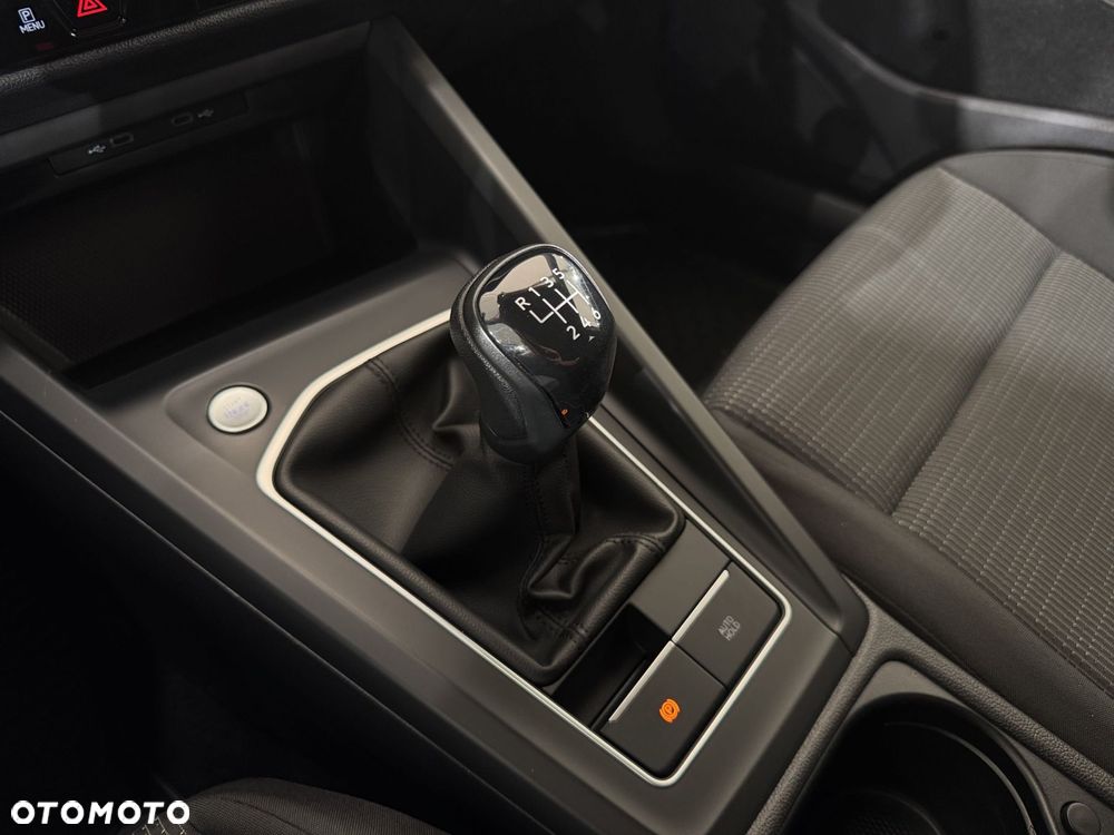 Volkswagen Golf Variant - 22