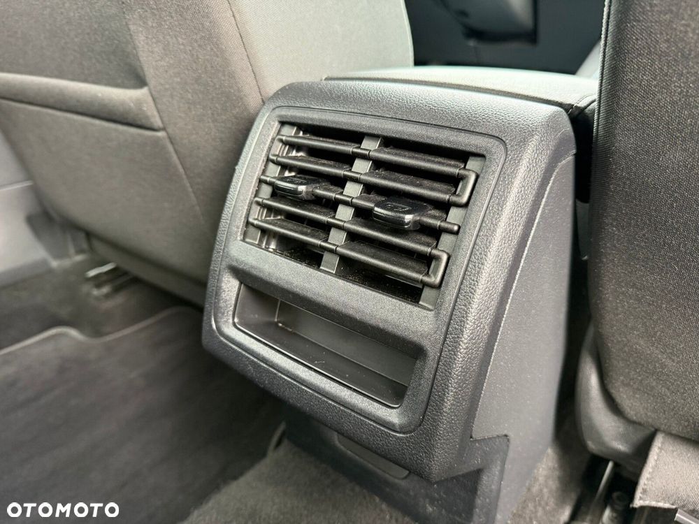 Volkswagen Golf Variant 1.5 eTSI mHEV Life DSG - 27