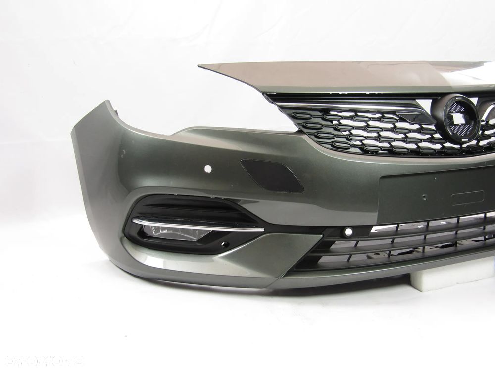 Zderzak przedni Opel Astra K 19-22 Pdc-4  + Atrapa Kod lakieru GR5 / 509B - 17