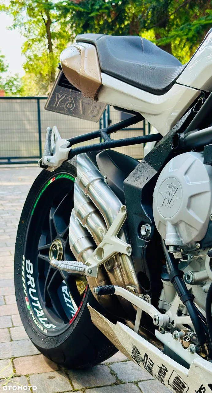 MV AGUSTA Brutale - 3