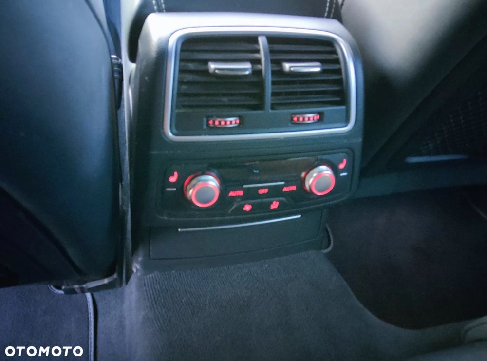 Audi A6 Avant 3.0 TDI quattro S tronic - 12