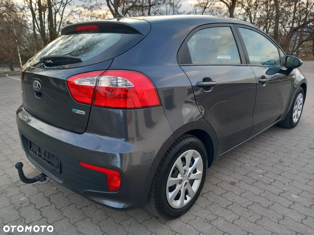 Kia Rio 1.2 Sensation - 4