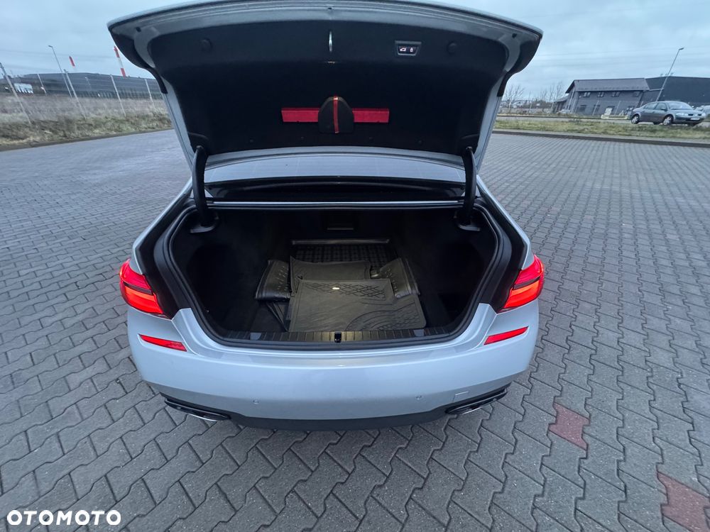 BMW Seria 7 730d xDrive - 13