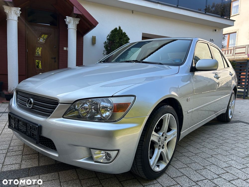 Lexus IS 200 Elegance - 11