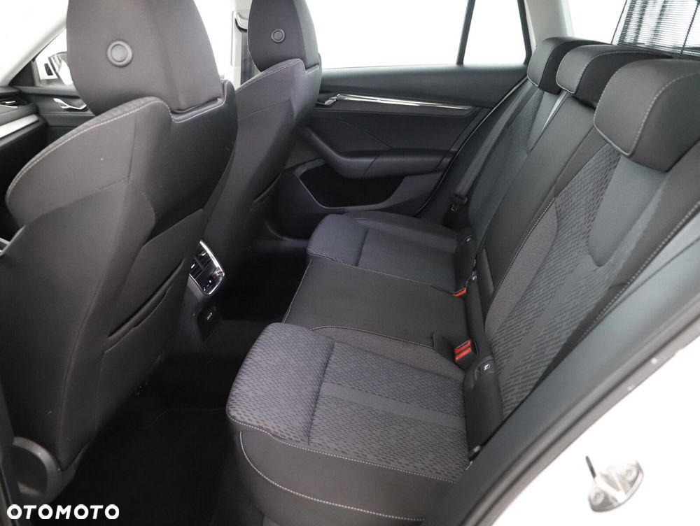 Skoda Octavia - 7