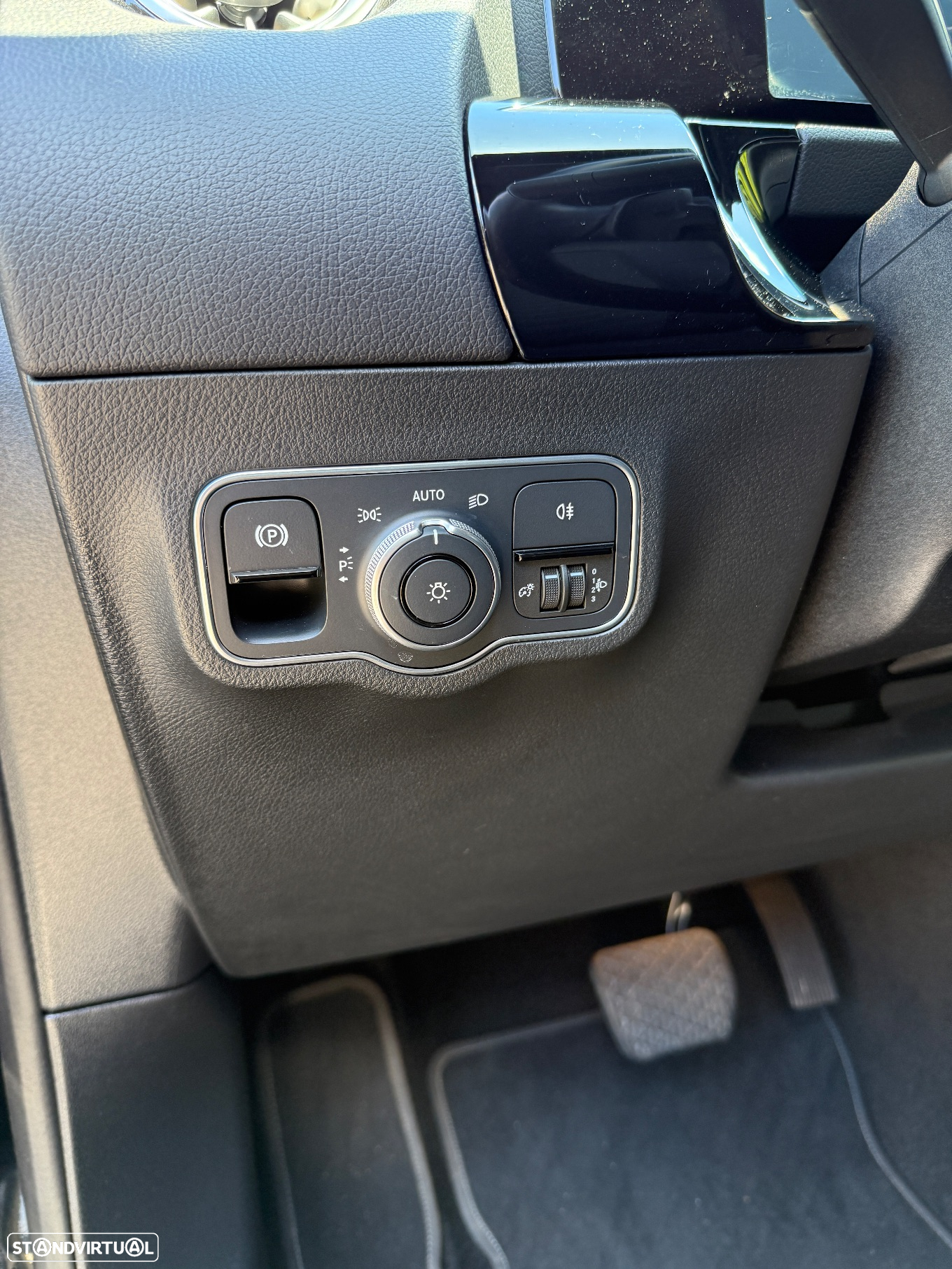 Mercedes-Benz B 250 e Style Plus - 19