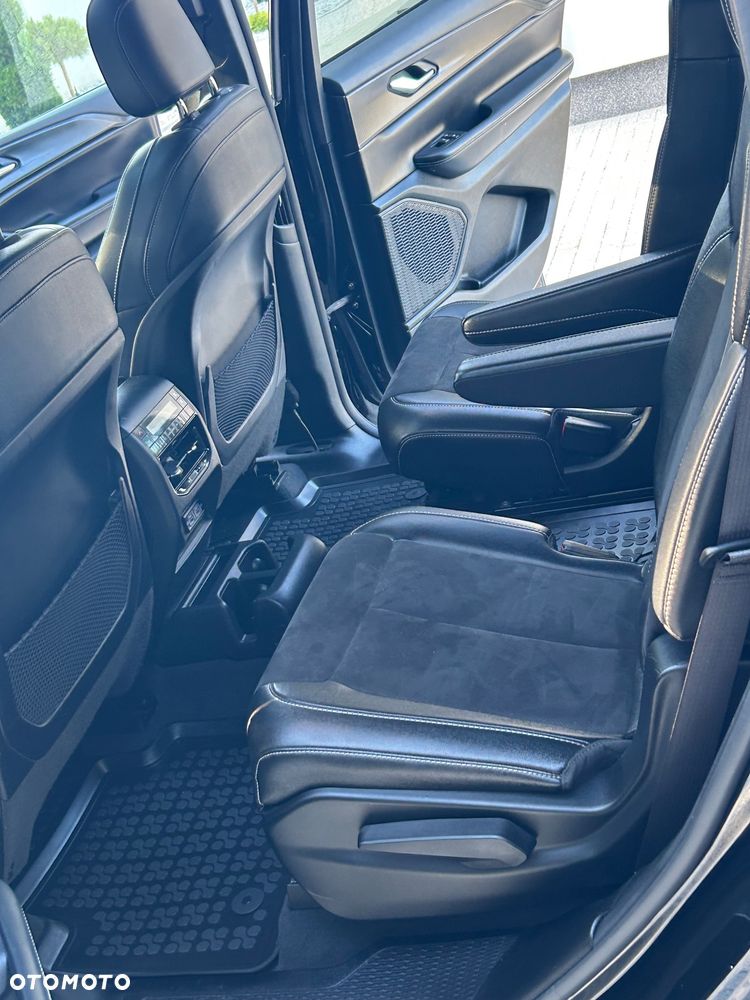 Jeep Grand Cherokee - 11