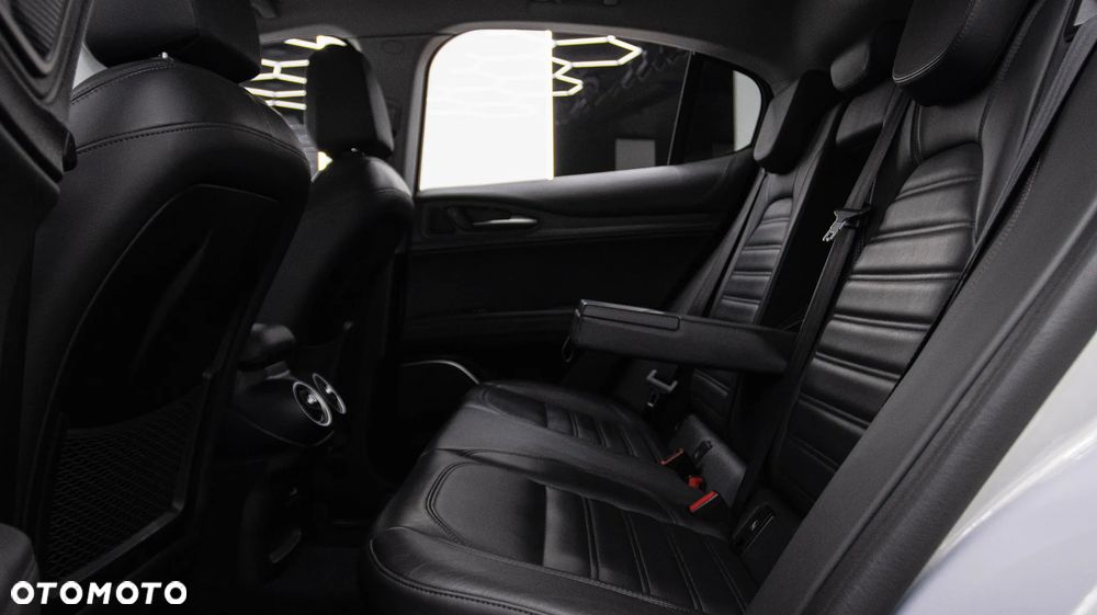 Alfa Romeo Stelvio 2.0 Turbo TI Q4 - 22