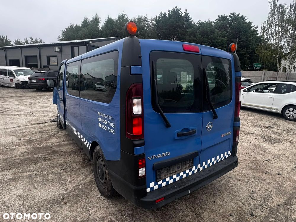 Opel Vivaro - 11