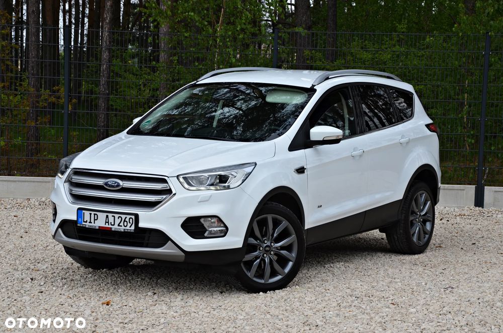 Ford Kuga 2.0 TDCi AWD Titanium - 1