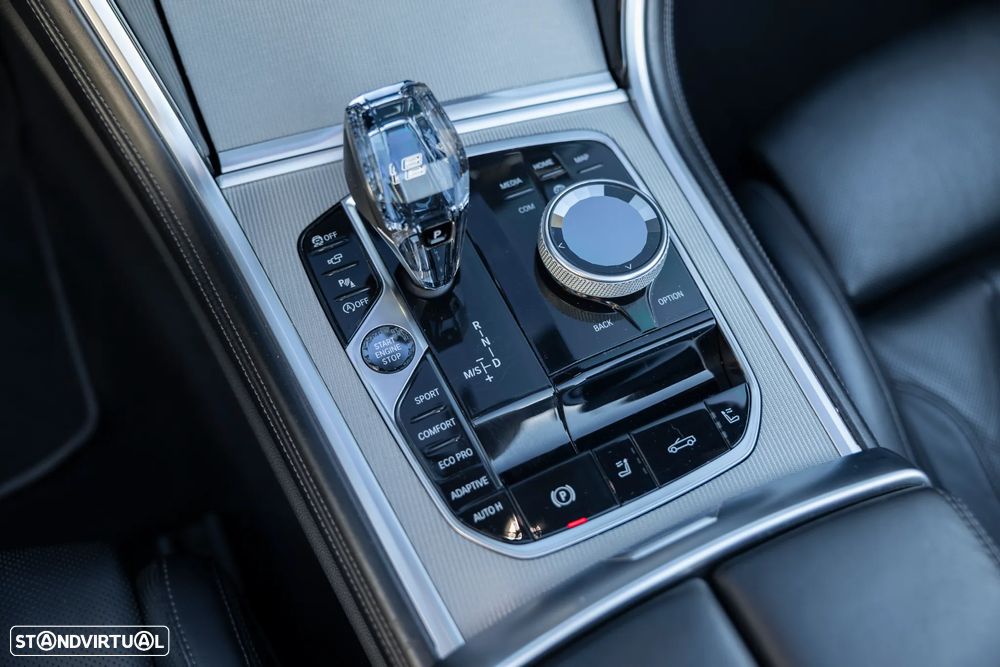 BMW 840 d xDrive Pack M - 35