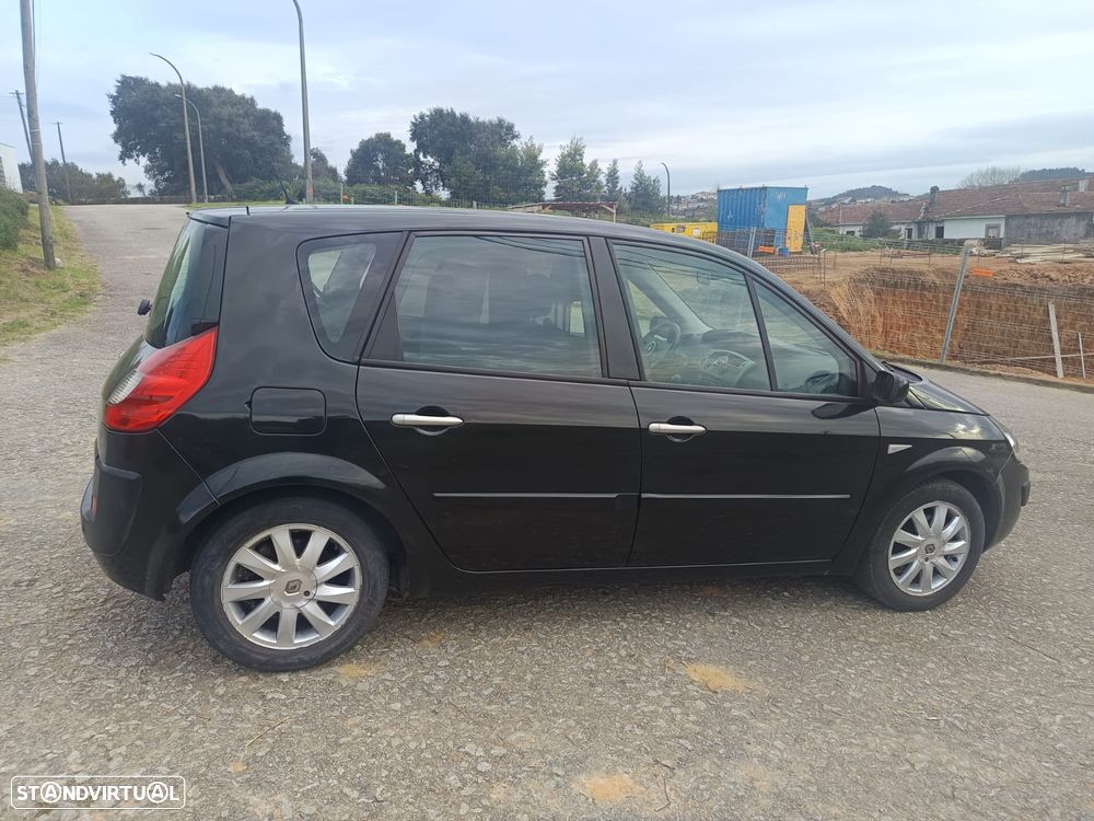 Renault Scénic 1.5 dCi Dynamique S - 7