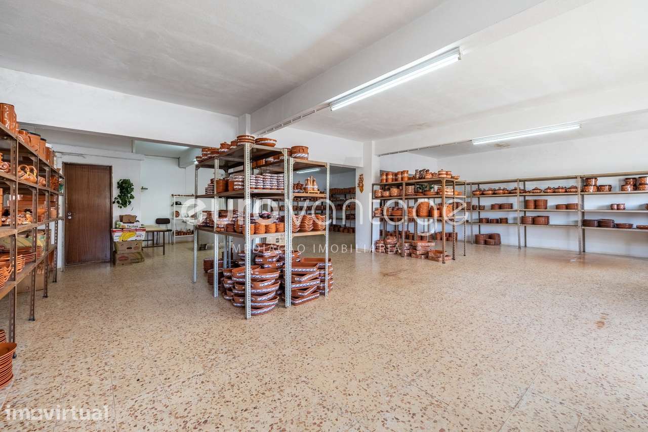 Pavilhão Industrial c/ 1.980 m² sito no Juncal - Grande imagem: 3/23