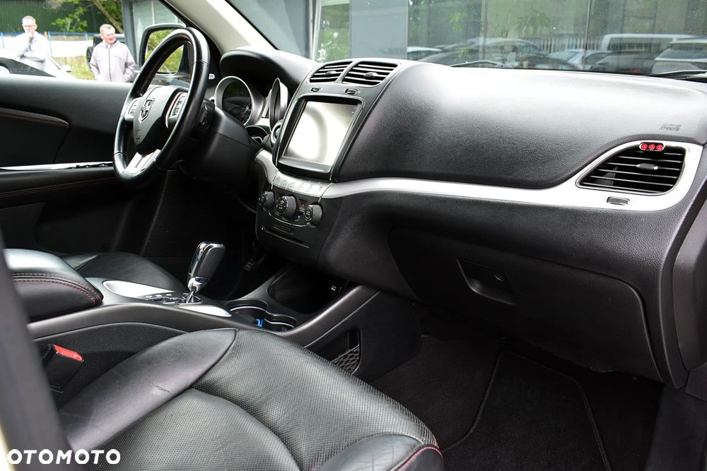 Dodge Journey - 11