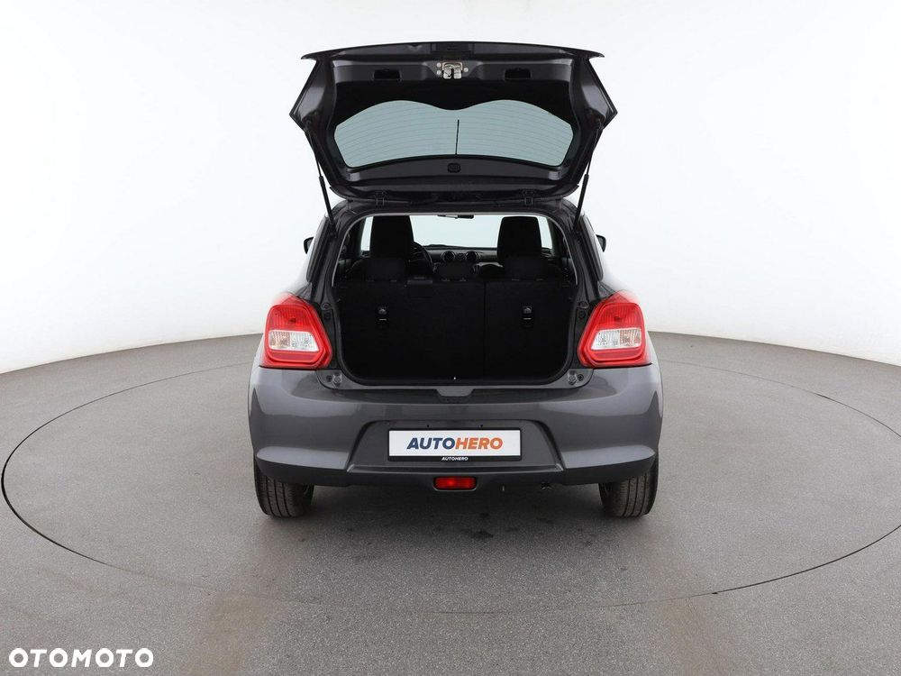Suzuki Swift 1.2 Dualjet Hybrid Club - 20
