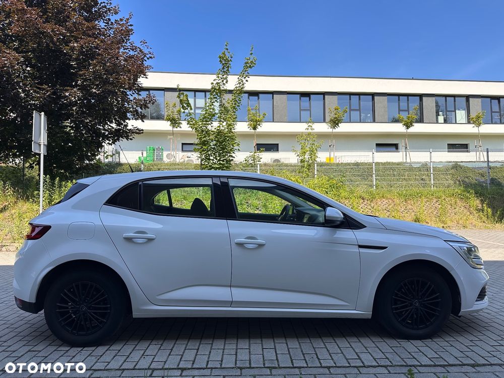 Renault Megane ENERGY TCe 100 LIFE - 30