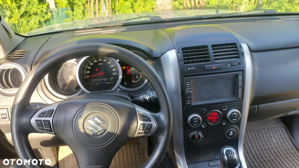 Suzuki Grand Vitara - 2