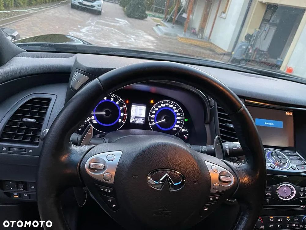 Infiniti QX70 5.0 S Premium - 5