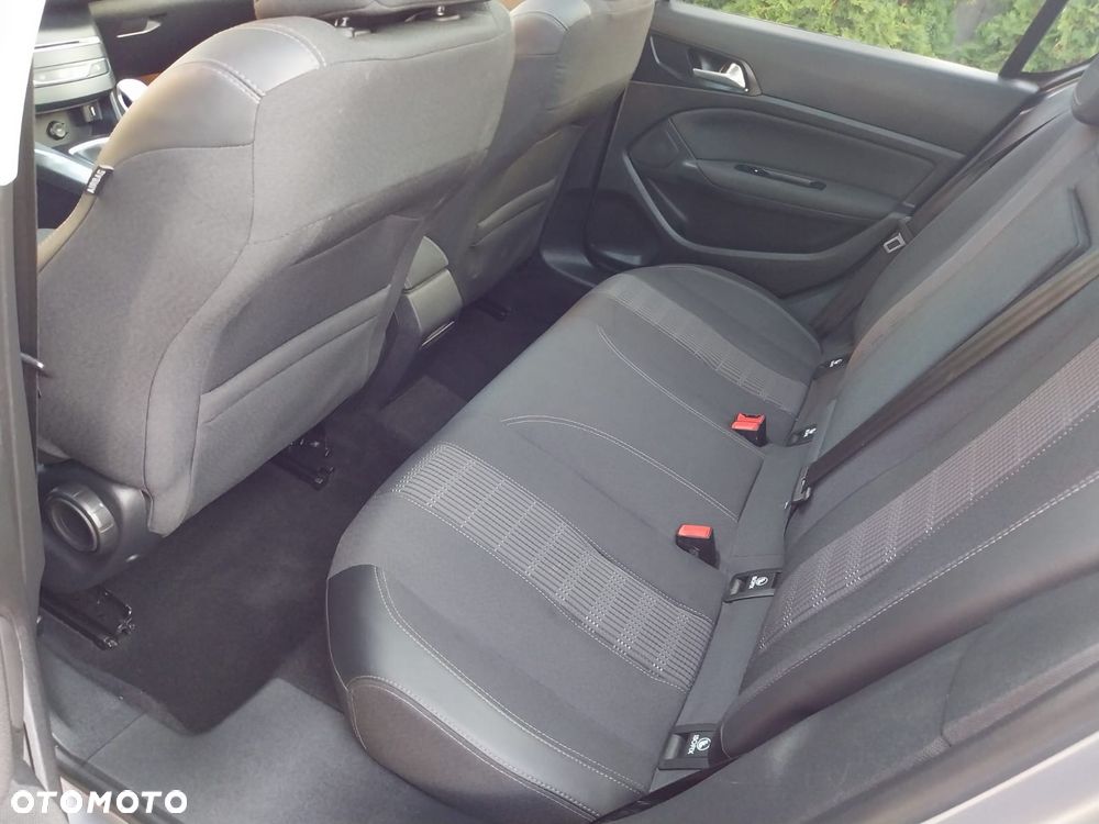 Peugeot 308 - 18