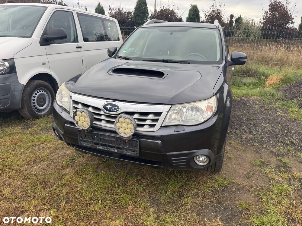 Subaru Forester 2.0D Active Deep Green Pearl - 19
