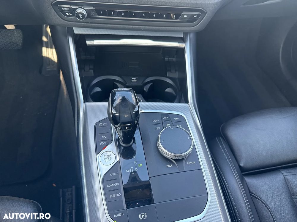 BMW Seria 3 320d Aut. Luxury Line - 21