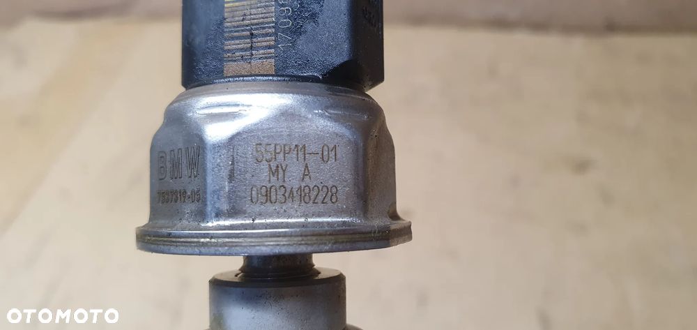 Pompa paliwa rurki BMW 1 E87 2.0i 7562473 - 9