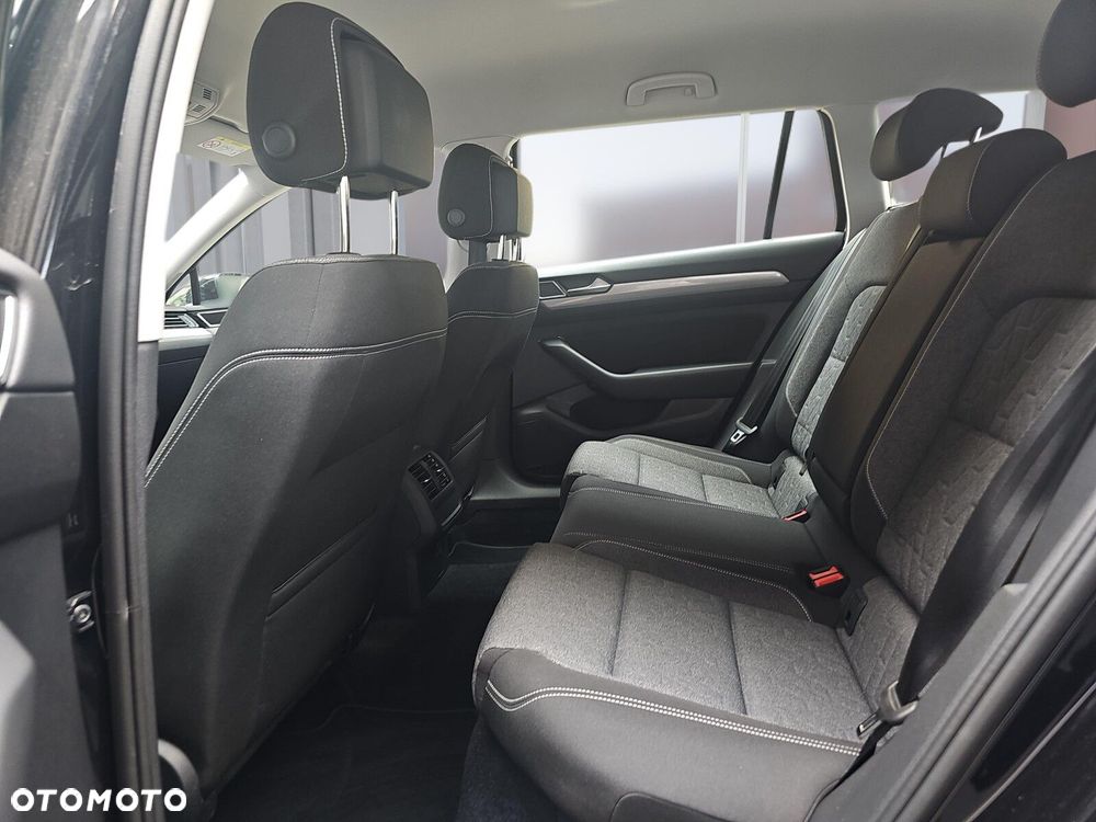 Volkswagen Passat Variant 1.5 TSI EVO Business DSG - 10