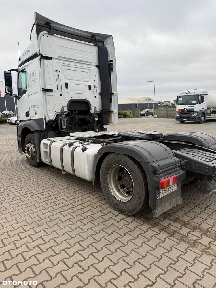 Mercedes-Benz Actros - 7