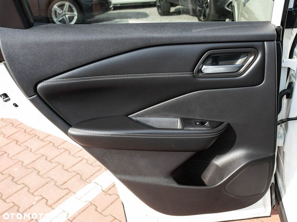 Nissan Qashqai - 24