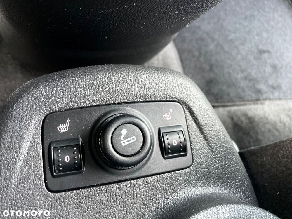 Ford Tourneo Connect Grand - 20