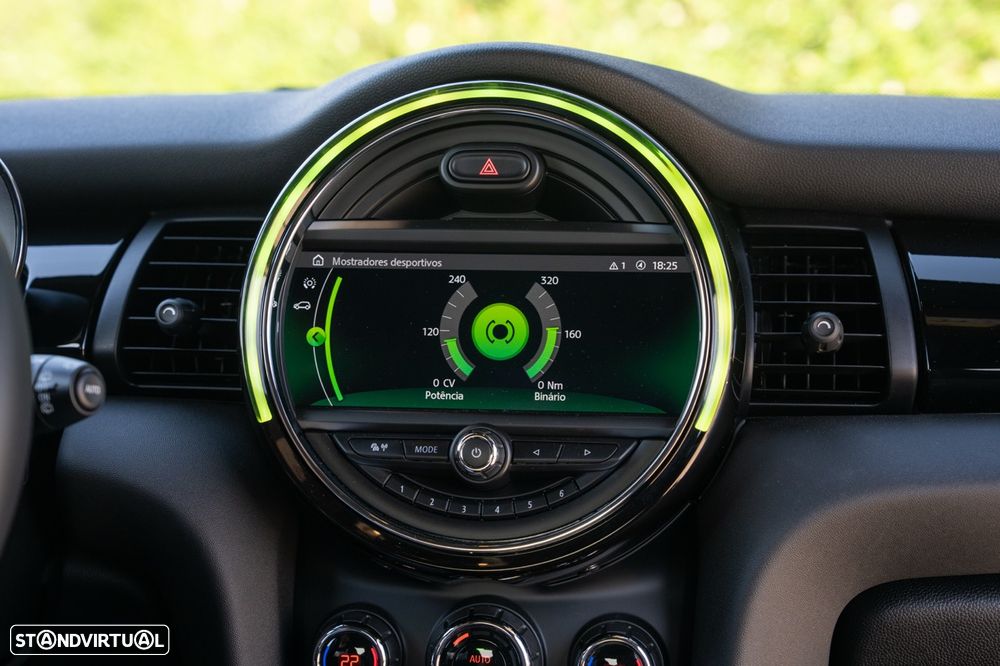 MINI 3 Portas John Cooper Works - 32