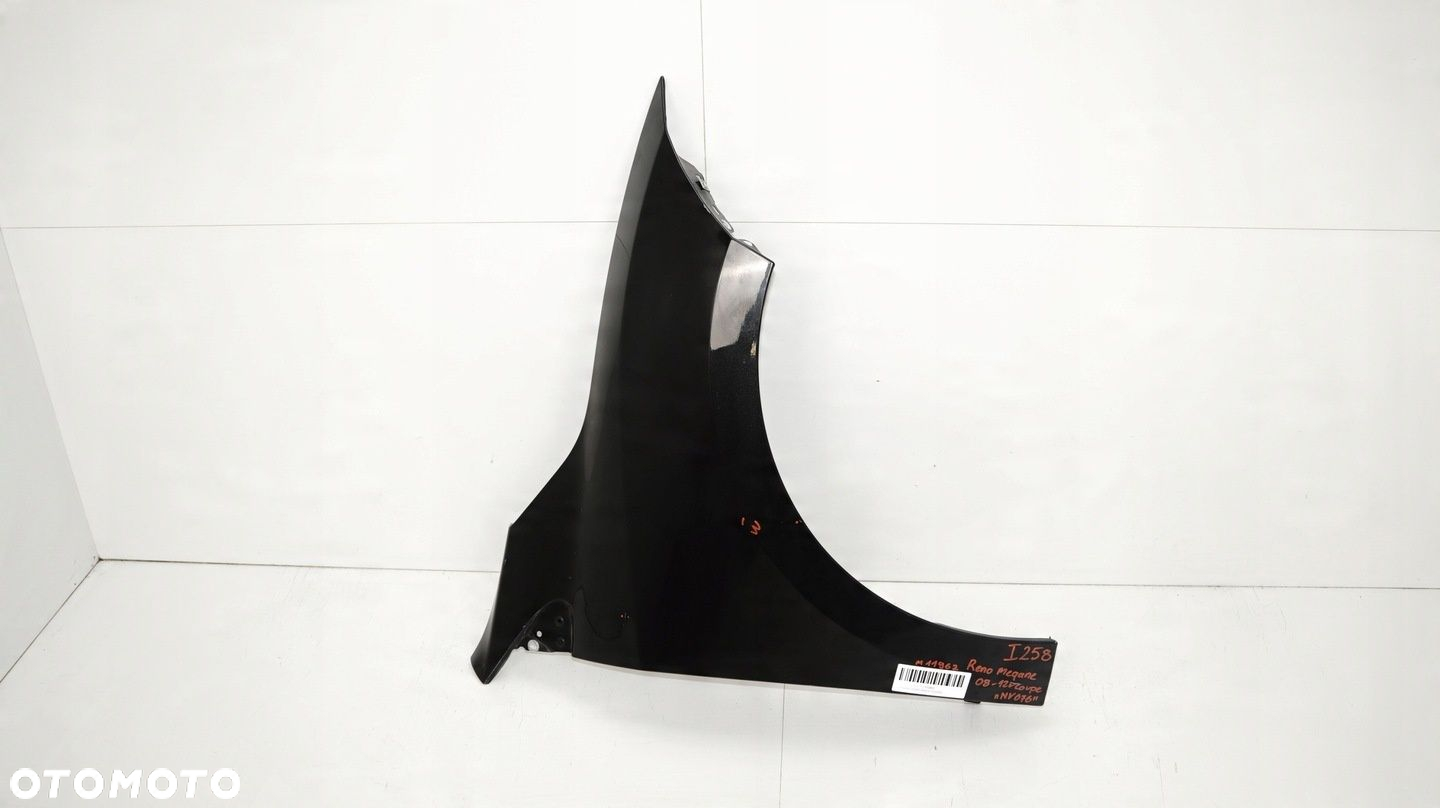 BŁOTNIK PRAWY PRZÓD RENAULT MEGANE III 08-12R NV676 - 2