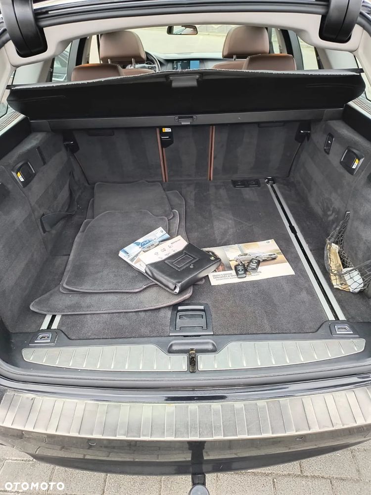 BMW Seria 5 525d xDrive - 25