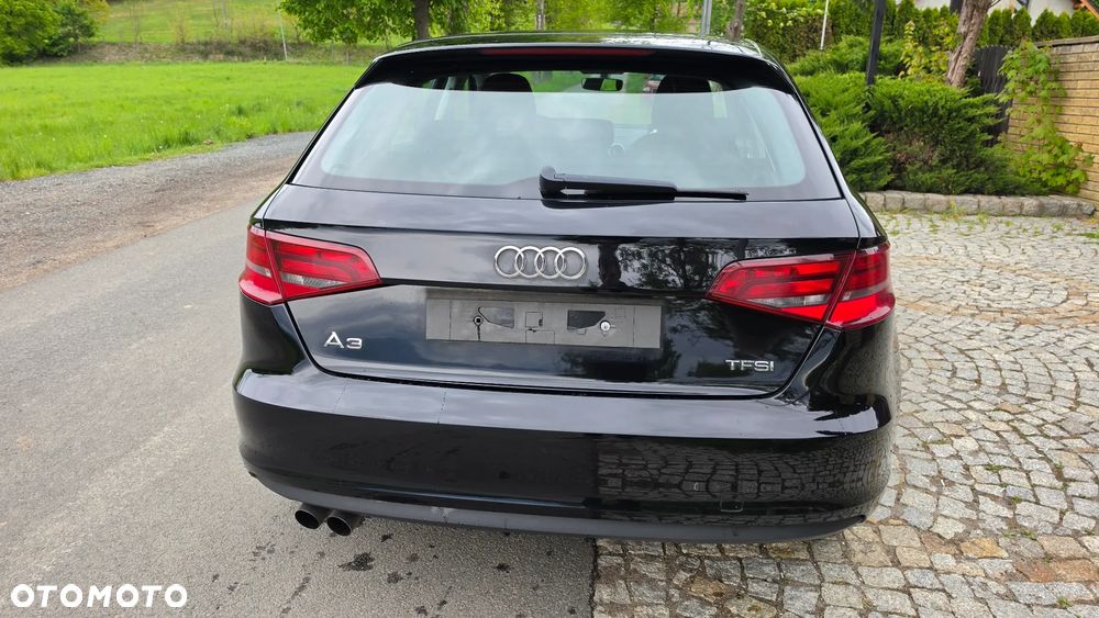 Audi A3 Sportback - 8