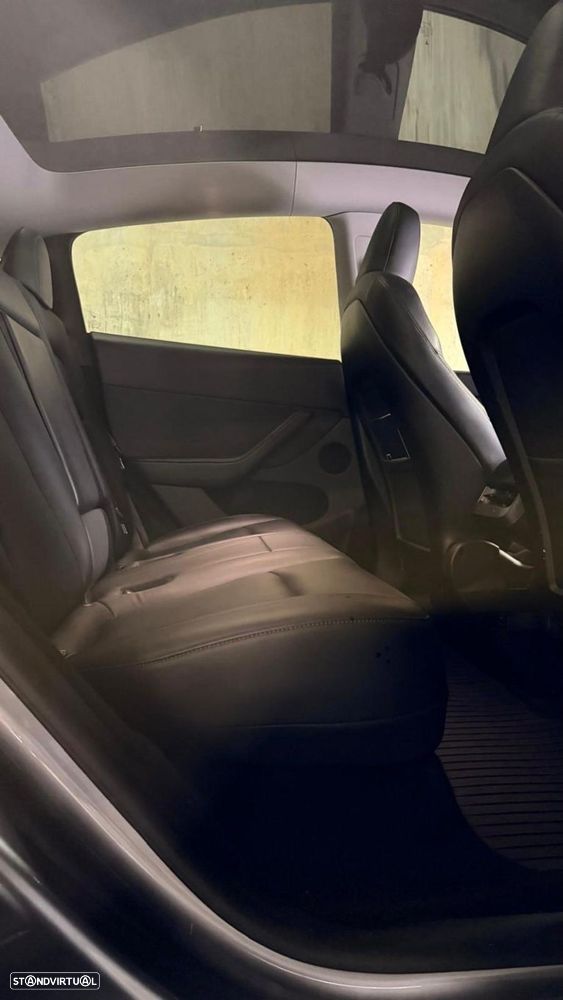 Tesla Model Y Performance Tração Integral - 11