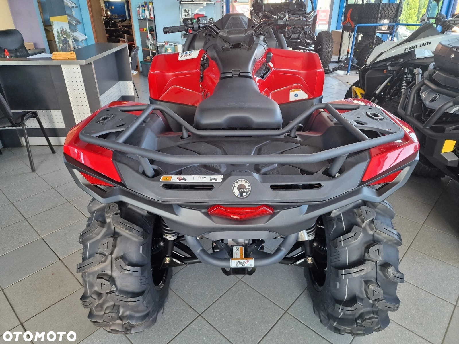 Can-Am Outlander - 4