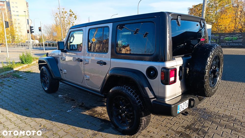 Jeep Wrangler - 4
