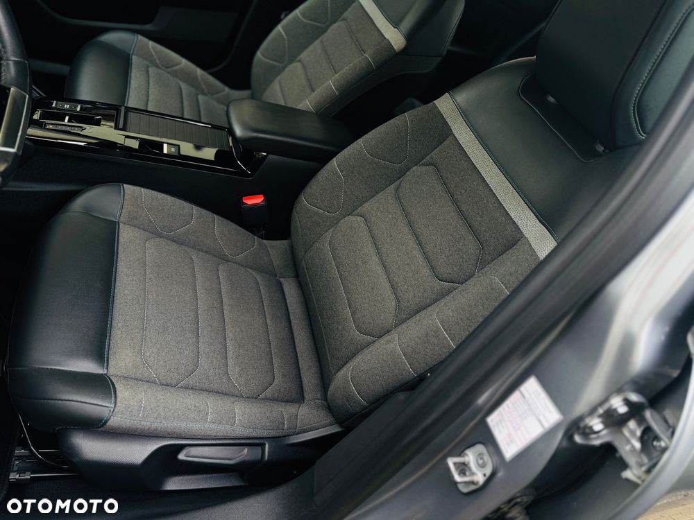 Citroën C4 1.5 BlueHDi Shine S&S EAT8 - 5